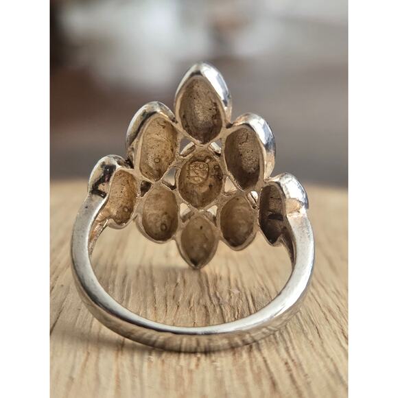 Vintage Modernist or Brutalist Design Sterling Silver Pyramid Ring, Size 7 - Picture 6 of 10